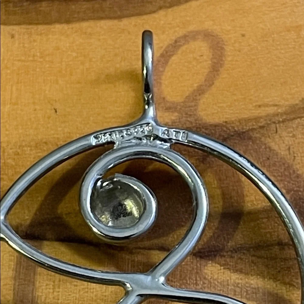 Vintage Sterling Silver Pendant